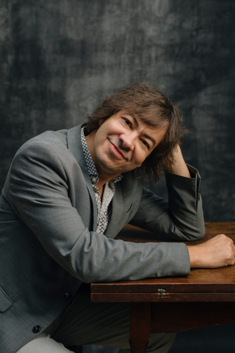 Szemenyei János is fellép az Igazából Karácsony koncert show-n!